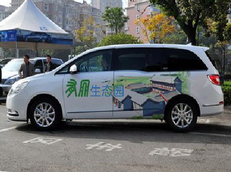 宁洱户外车贴喷绘如何保持效果?